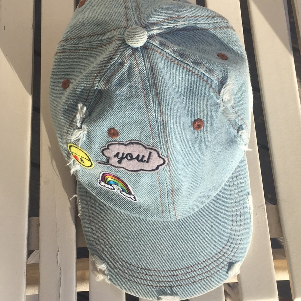 Hat - Picture 4 of 5
